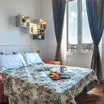 Your Home In Florence Next To The Central Train Station